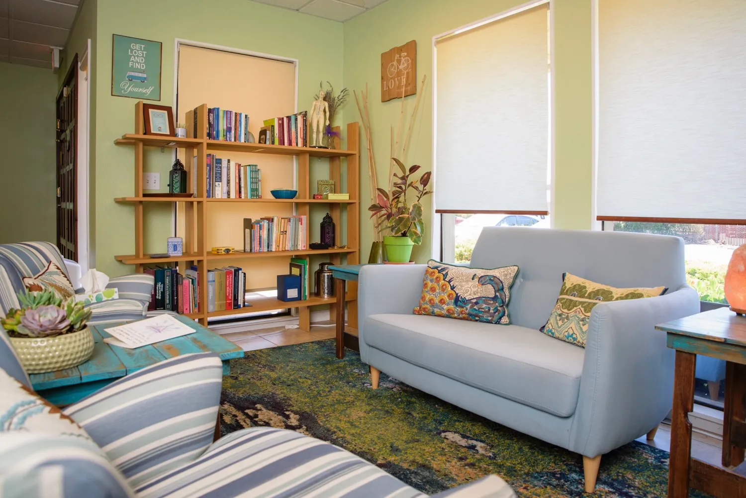 Thrive Acupuncture and Wellness welcoming waiting room